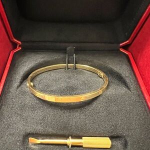 Cartier, small, size 17